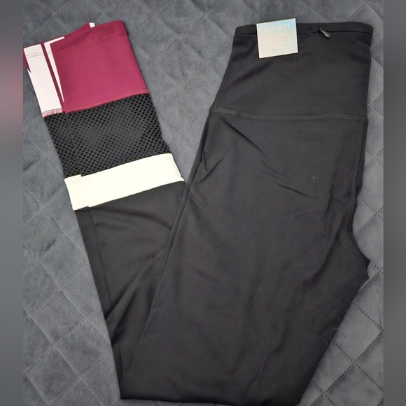 Victoria secret Leggings - Picture 5 of 7